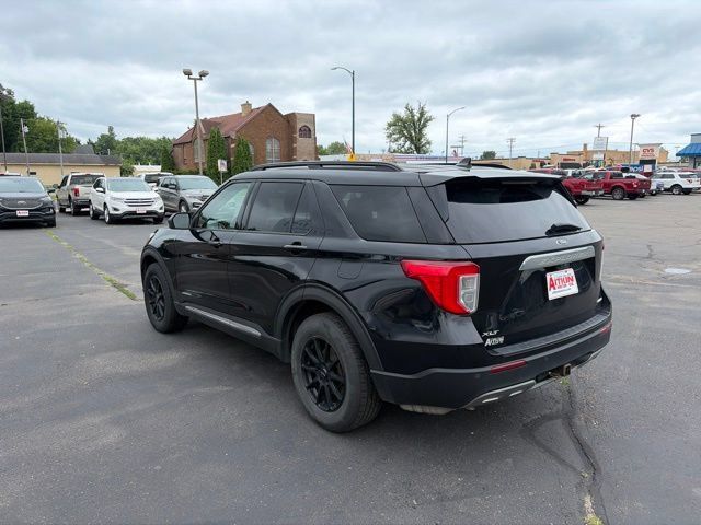 Used 2021 Ford Explorer XLT w/ Equipment Group 202A AWD/4WD image 7