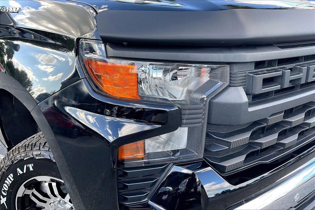 Used 2025 Chevrolet Silverado 1500 W/T w/ WT Safety Package AWD/4WD image 19