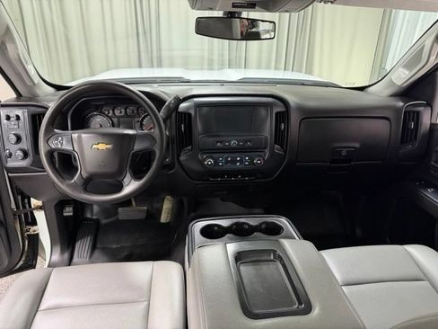 Used 2019 Chevrolet Silverado 2500 W/T w/ Snow Plow Prep Package AWD/4WD image 11