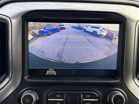 Used 2020 Chevrolet Silverado 1500 LT image 31