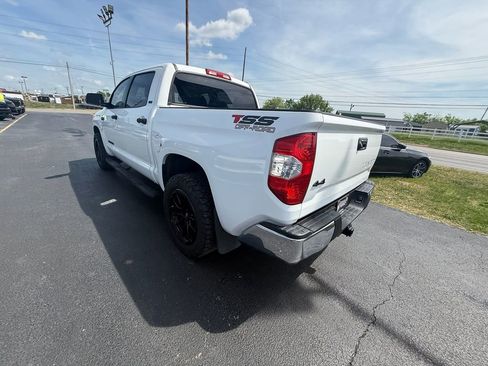 Used 2016 Toyota Tundra SR5 w/ SR5 Upgrade Package image 6