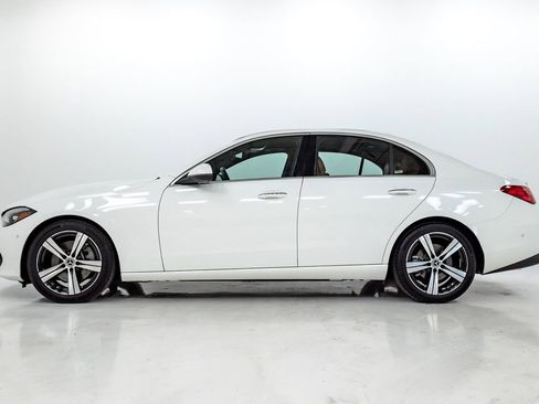 Used 2025 Mercedes-Benz C 300 4MATIC Sedan image 25