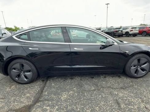 Used 2019 Tesla Model 3 Long Range RWD image 9