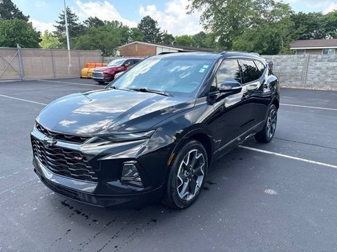 Used 2019 Chevrolet Blazer RS FWD image 2