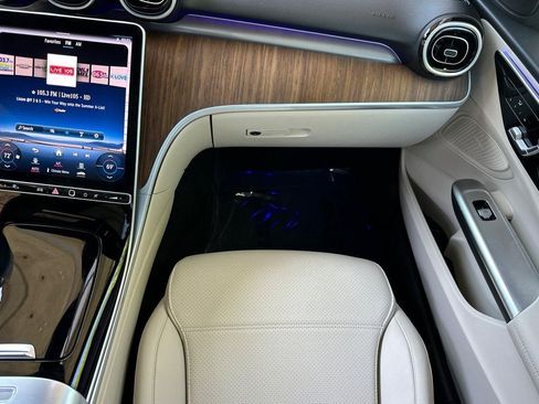 Used 2023 Mercedes-Benz C 300 Sedan image 31
