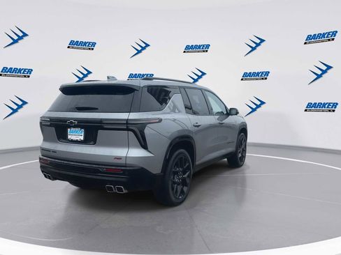 Used 2024 Chevrolet Traverse RS w/ LPO, Floor Liner Package image 9