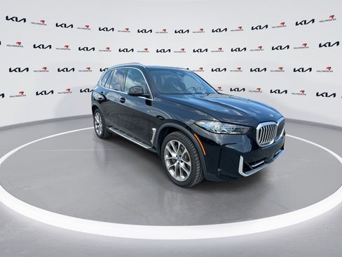 Used 2024 BMW X5 xDrive50e AWD/4WD image 2