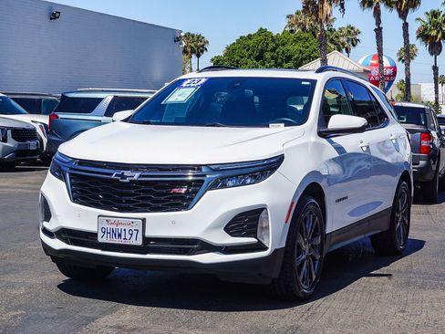 Used 2023 Chevrolet Equinox RS w/ RS Leather Package FWD image 4