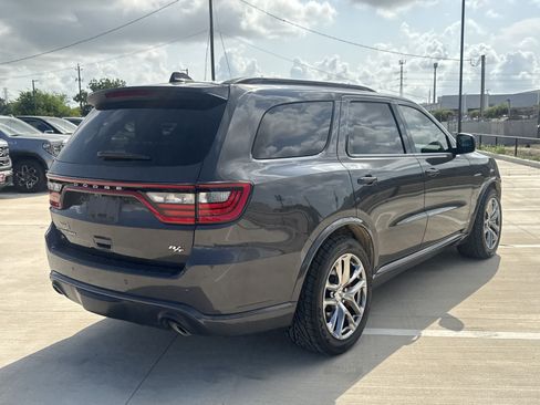 Used 2023 Dodge Durango R/T w/ Tow 'N Go Package AWD/4WD image 12