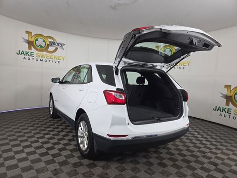 Used 2018 Chevrolet Equinox LS FWD image 30