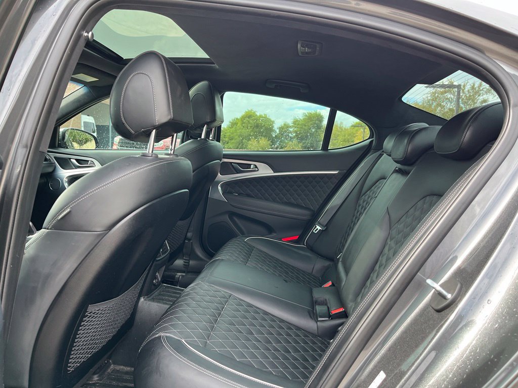 Used 2019 Genesis G70 3.3T Advanced w/ Sport Package RWD image 16