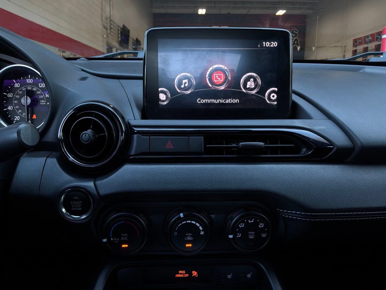 Used 2023 MAZDA MX-5 Miata Club RWD image 33