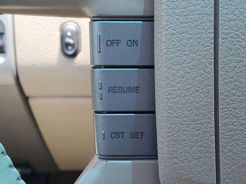 Used 2004 Ford F150 Lariat AWD/4WD image 12