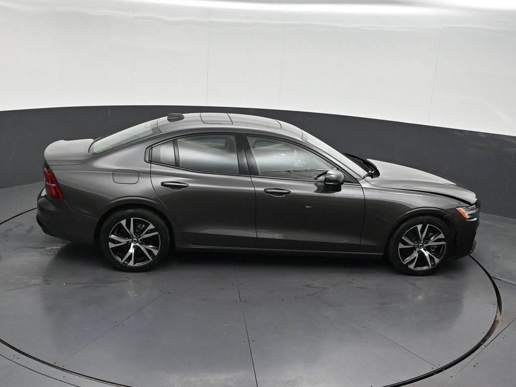 Certified 2024 Volvo S60 B5 Core FWD image 22