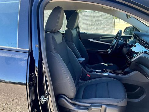 Used 2023 Chevrolet Bolt EUV LT image 8