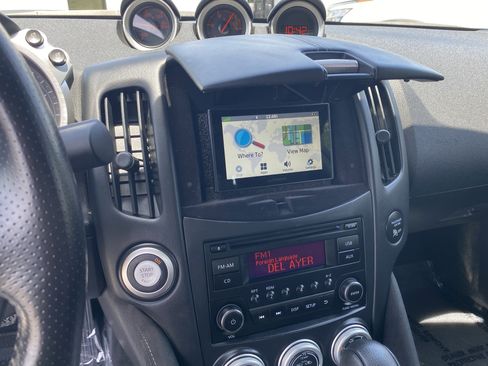 Used 2016 Nissan 370Z Roadster image 17