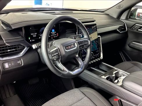 Used 2025 GMC Acadia Elevation w/ LPO, Floor Liner Package image 31