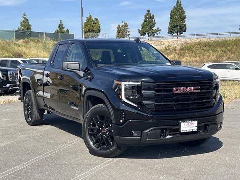 New 2026 GMC Sierra 1500 Elevation AWD/4WD image 1