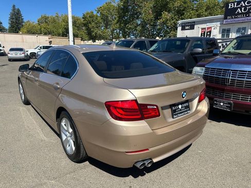 Used 2011 BMW 528i Sedan RWD image 8