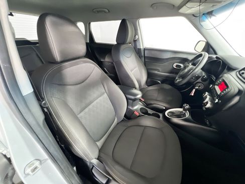 Used 2016 Kia Soul FWD image 30