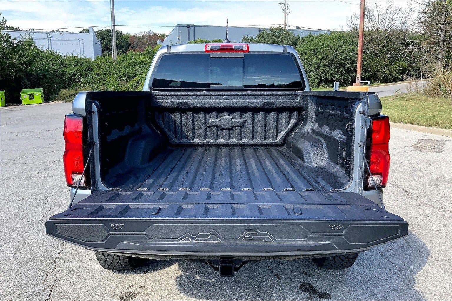 New 2026 Chevrolet Colorado ZR2 w/ Technology Package AWD/4WD image 5