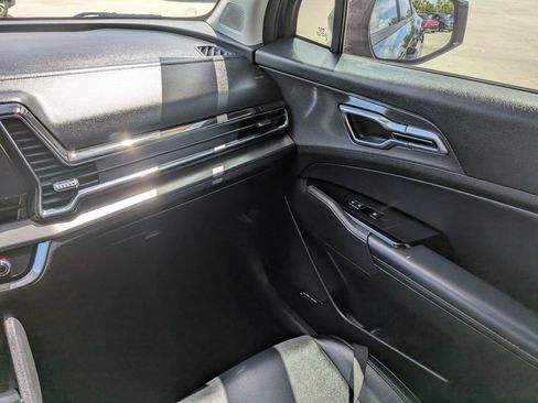 Certified 2023 Kia Sportage SX FWD image 18
