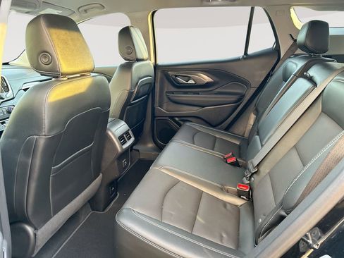 Used 2023 GMC Terrain SLT AWD/4WD image 26