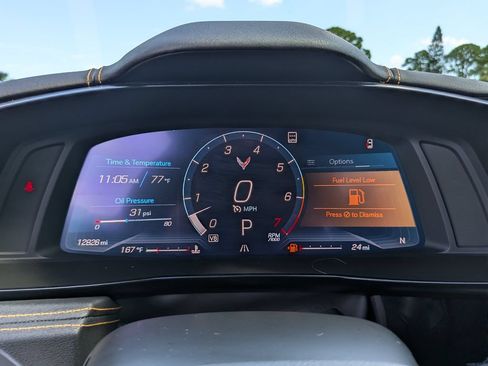Used 2021 Chevrolet Corvette Stingray Preferred Cpe w/ Z51 Performance Package RWD image 34
