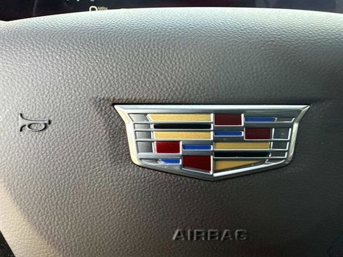 Used 2025 Cadillac Escalade ESV Premium Luxury w/ Touring Package image 24