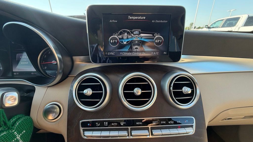 Used 2019 Mercedes-Benz GLC 300 4MATIC image 20