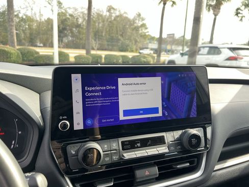 Used 2025 Toyota Grand Highlander FWD image 23