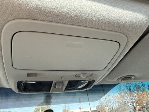 Used 2012 Subaru Forester 2.5X Premium w/ All-Weather Pkg image 40