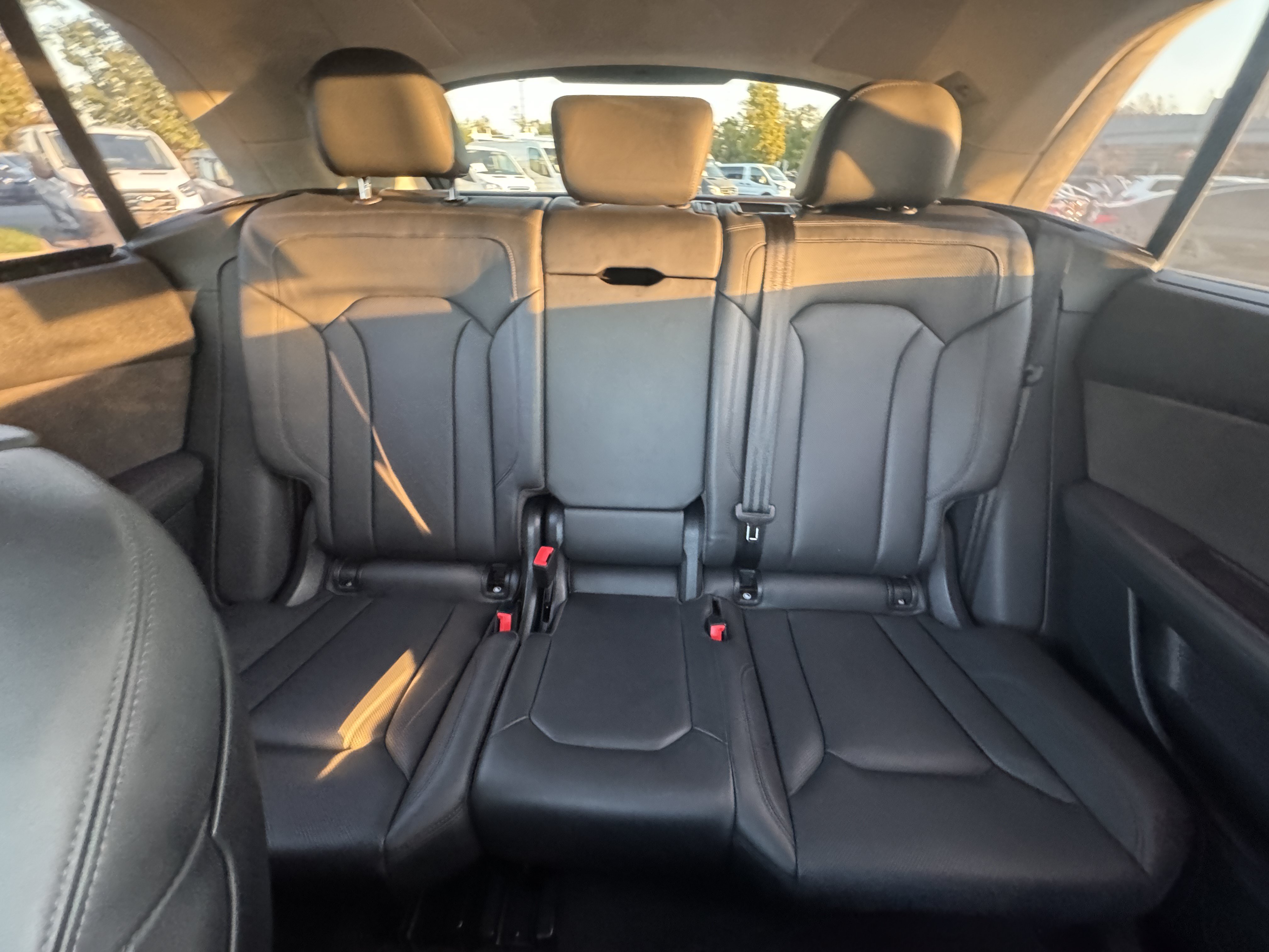 Used 2019 Audi Q8 Prestige w/ Luxury Package AWD/4WD image 25