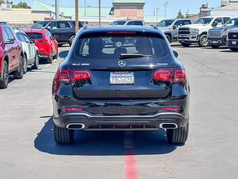 Used 2022 Mercedes-Benz GLC 300 4MATIC image 3