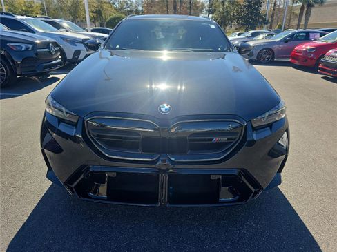Used 2026 BMW M5 Touring image 2