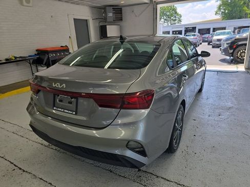 Certified 2024 Kia Forte LXS FWD image 5