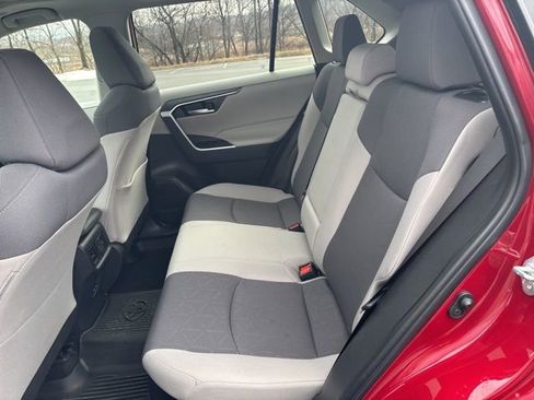 Certified 2024 Toyota RAV4 XLE w/ Convenience Package image 21
