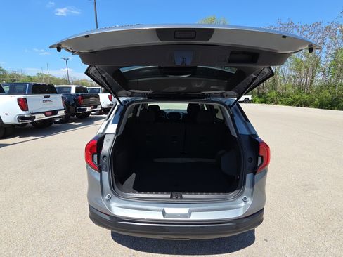 Certified 2024 GMC Terrain SLE AWD/4WD image 30