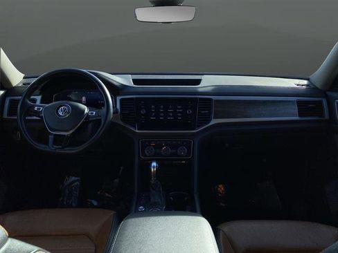 Used 2019 Volkswagen Atlas SEL Premium image 5