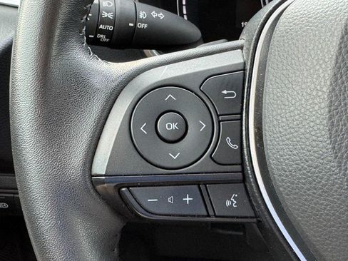 Certified 2025 Toyota Corolla XSE FWD image 19