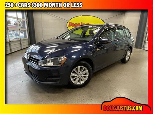 Used 2016 Volkswagen Golf S FWD image 1