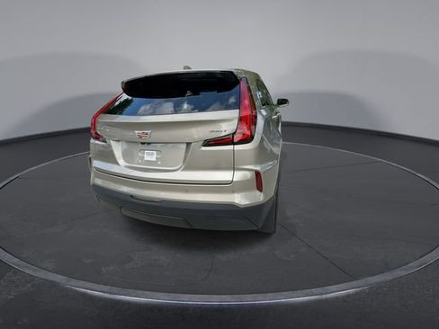Used 2024 Cadillac XT4 Luxury FWD image 7