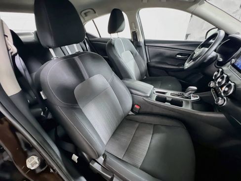 Used 2024 Nissan Sentra SV FWD image 30