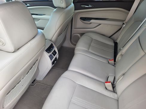 Used 2015 Cadillac SRX Premium image 25