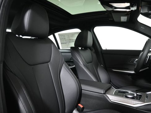 New 2026 BMW 330i xDrive Sedan w/ Convenience Package image 34