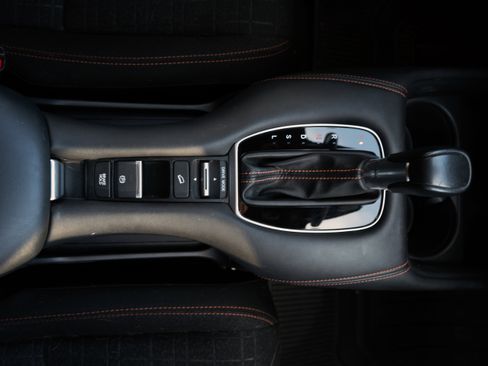 Used 2024 Honda HR-V Sport image 27