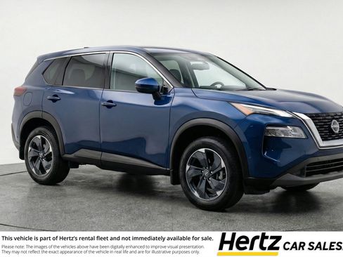 Used 2025 Nissan Rogue SV image 1