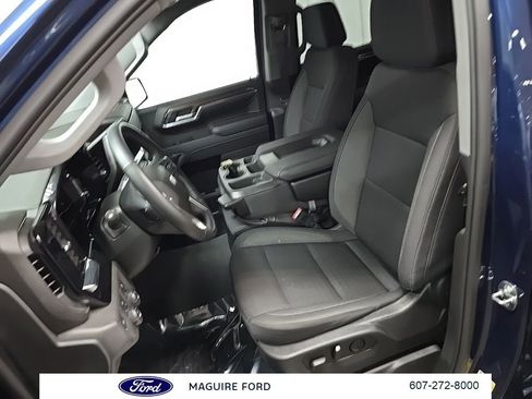 Used 2023 Chevrolet Silverado 1500 LT AWD/4WD image 32