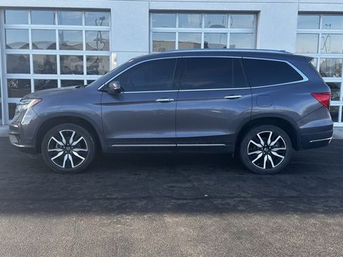 Used 2020 Honda Pilot Touring image 2