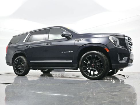 Used 2022 GMC Yukon SLT w/ SLT Premium Package AWD/4WD image 51